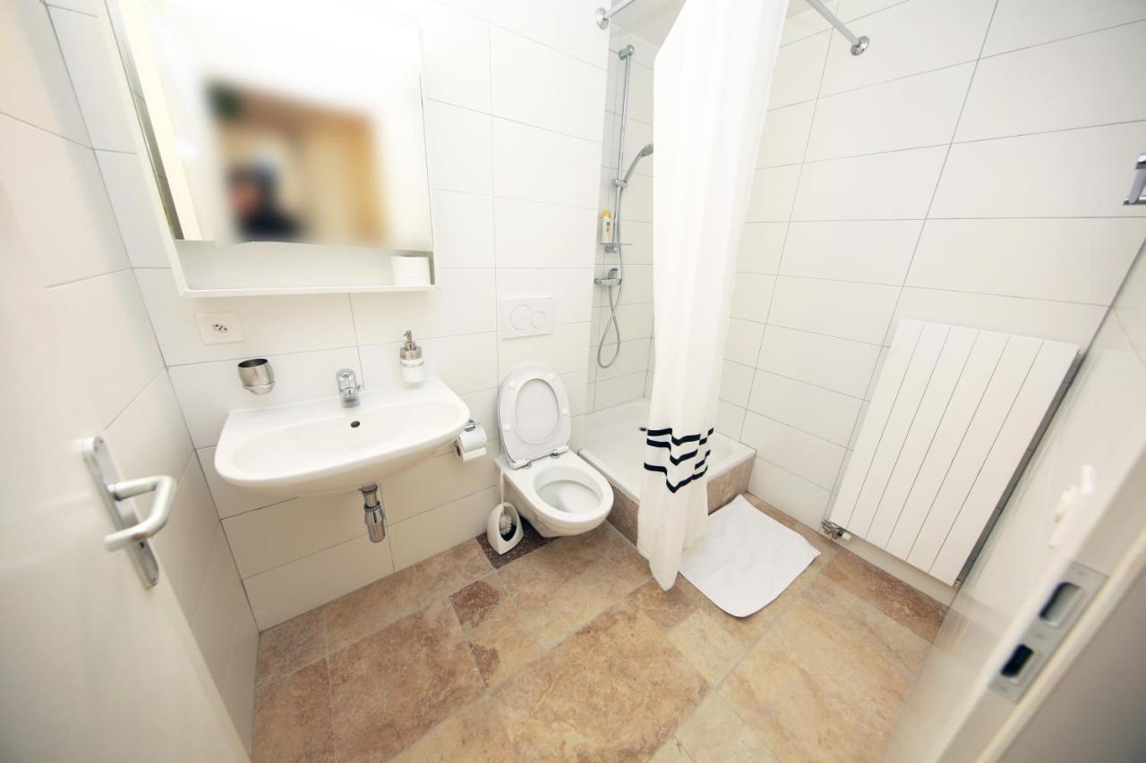 Cozy Apartment Close To Cornavin Train Station And Lake Geneva Bagian luar foto